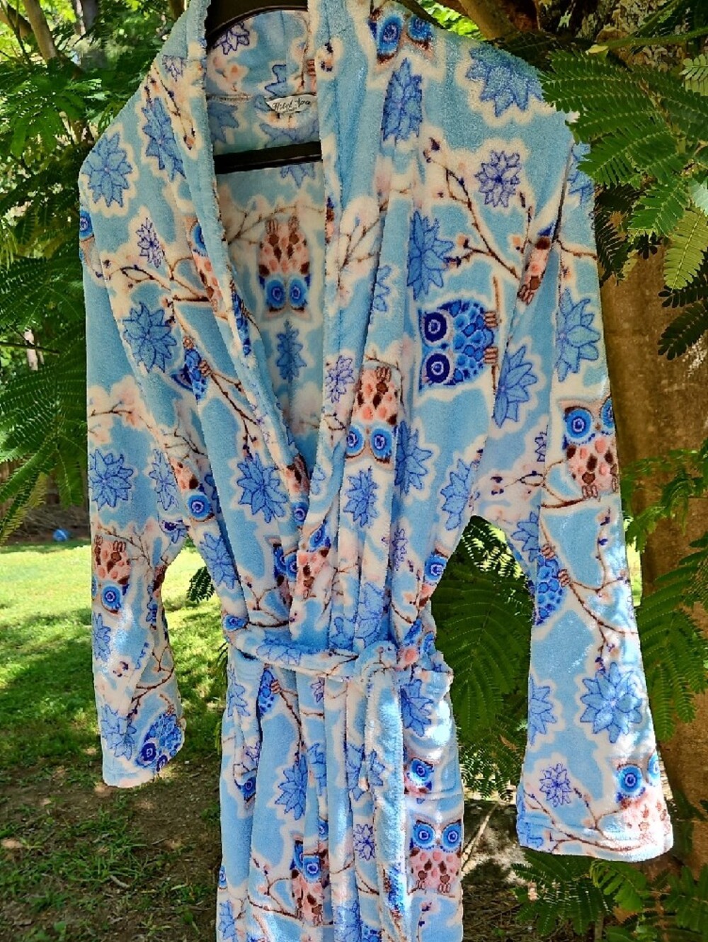 Women’s Plush Light Blue Owl-Print Robe with Tie Waist